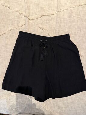 Halston Heritage Black Drawstring Elastic Waist Shorts